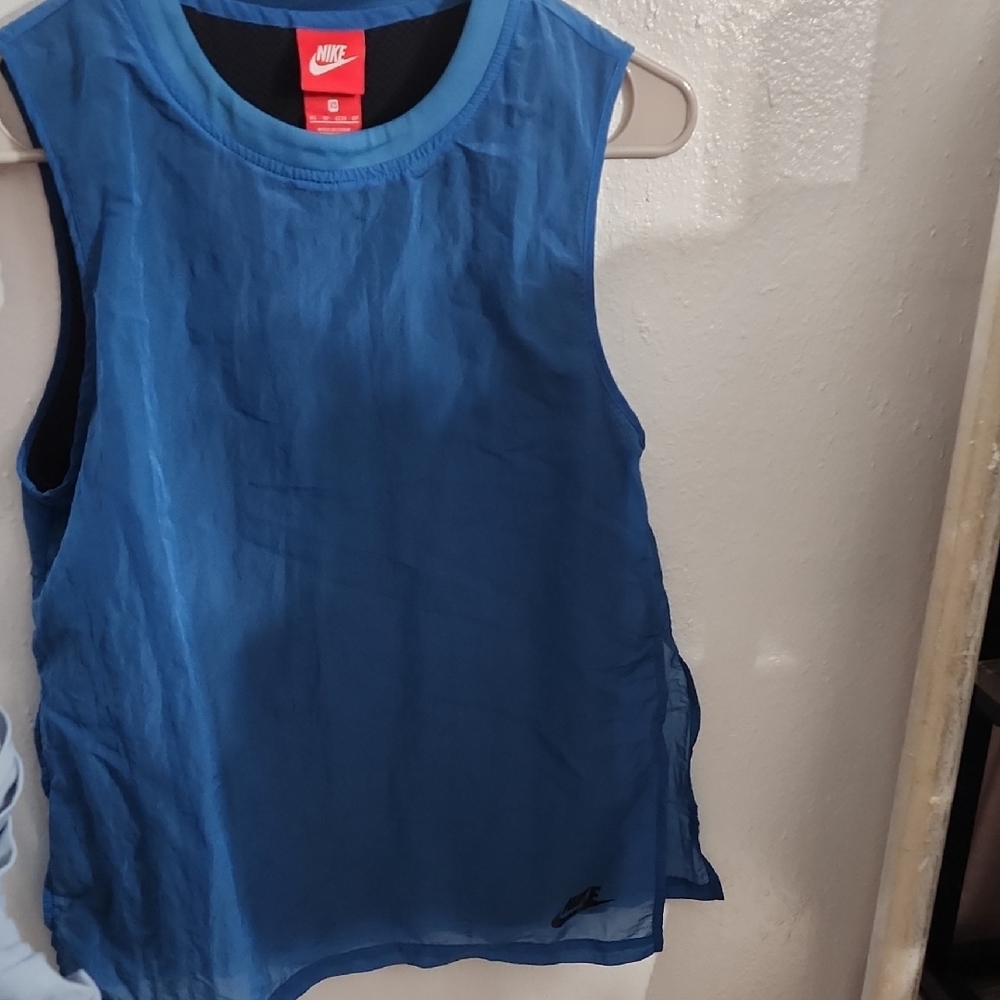 Nike Women's Vibrant Blue Muscle Tee